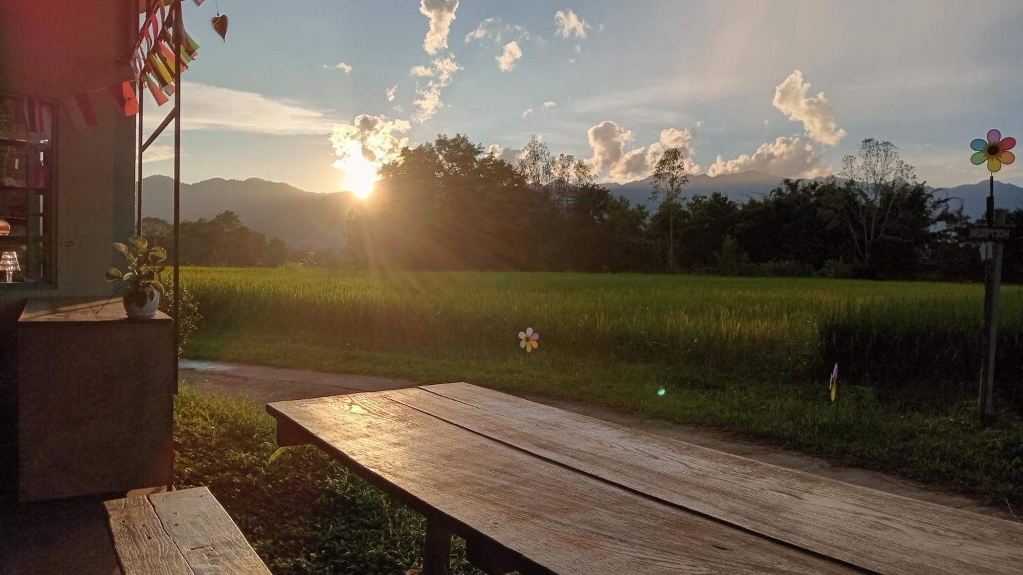 Chill In Pai Hotel Bagian luar foto