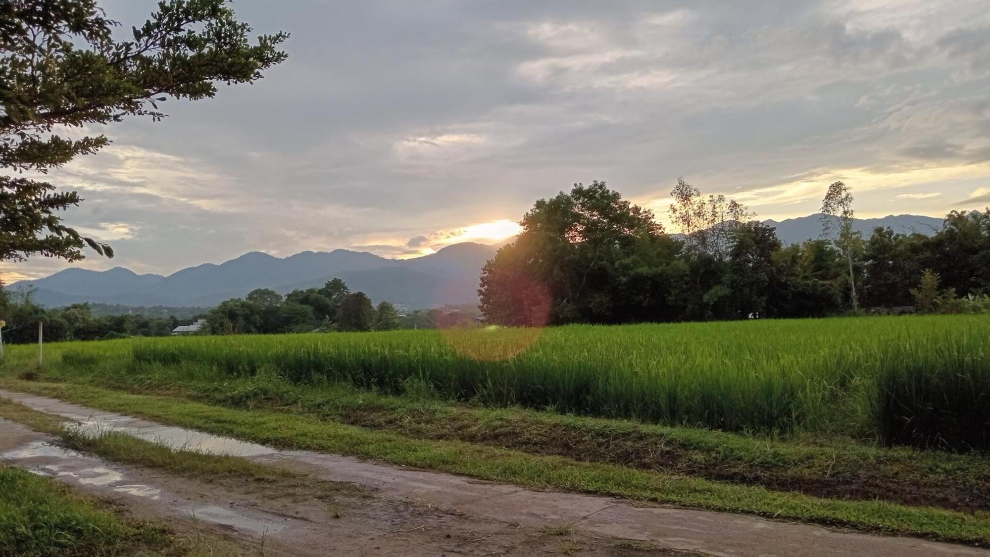 Chill In Pai Hotel Bagian luar foto