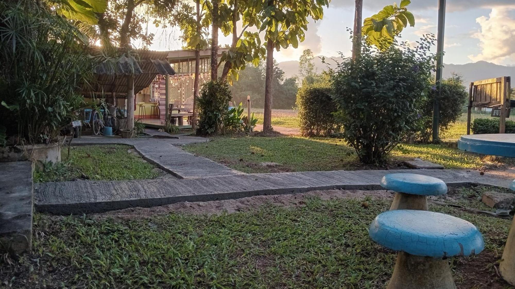 Chill In Pai Hotel Bagian luar foto